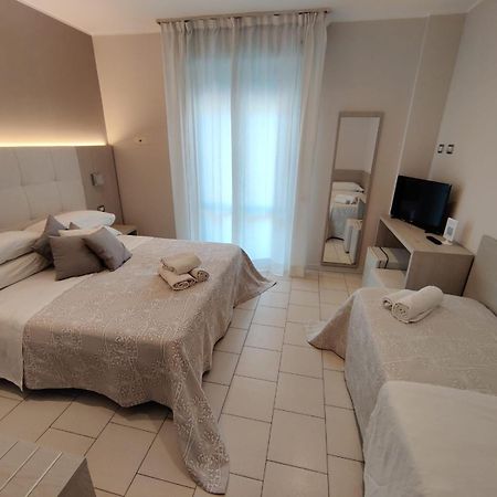 Hotel Stefan Room & Breakfast Gatteo a Mare Buitenkant foto