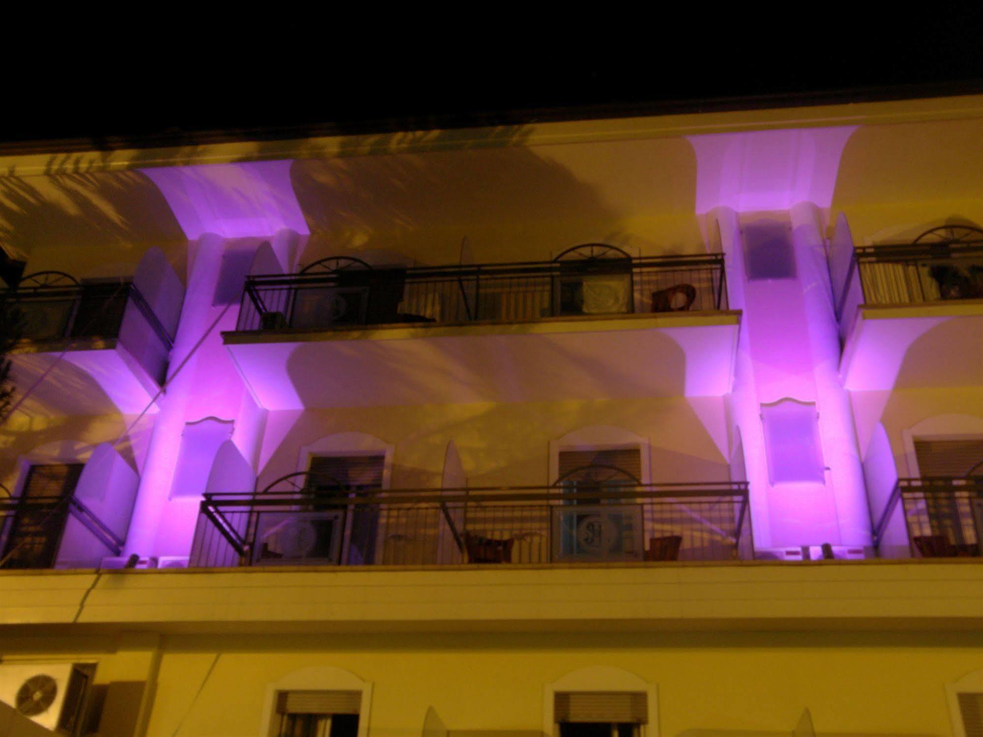 Hotel Stefan Room & Breakfast Gatteo a Mare Buitenkant foto