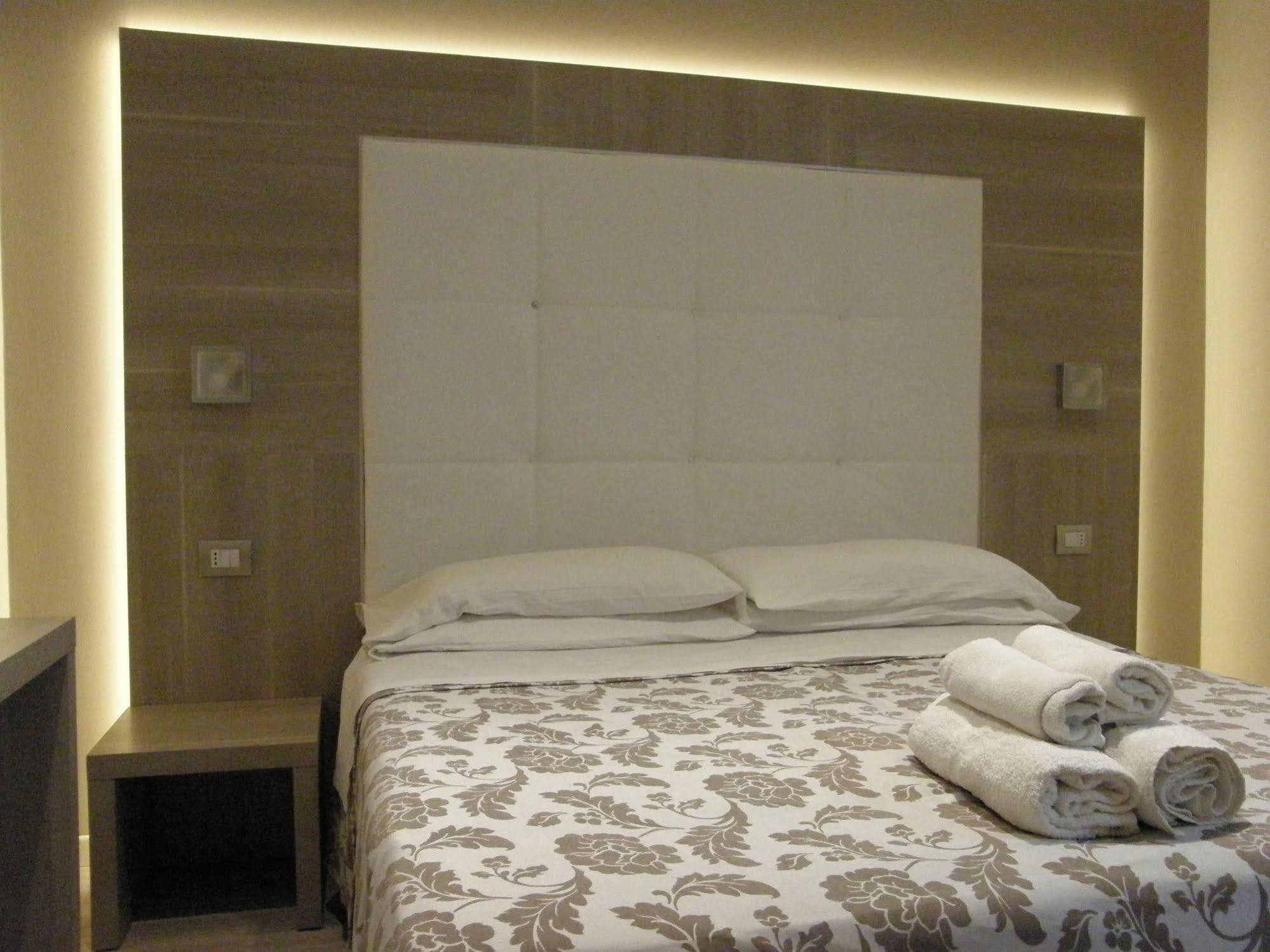 Hotel Stefan Room & Breakfast Gatteo a Mare Buitenkant foto