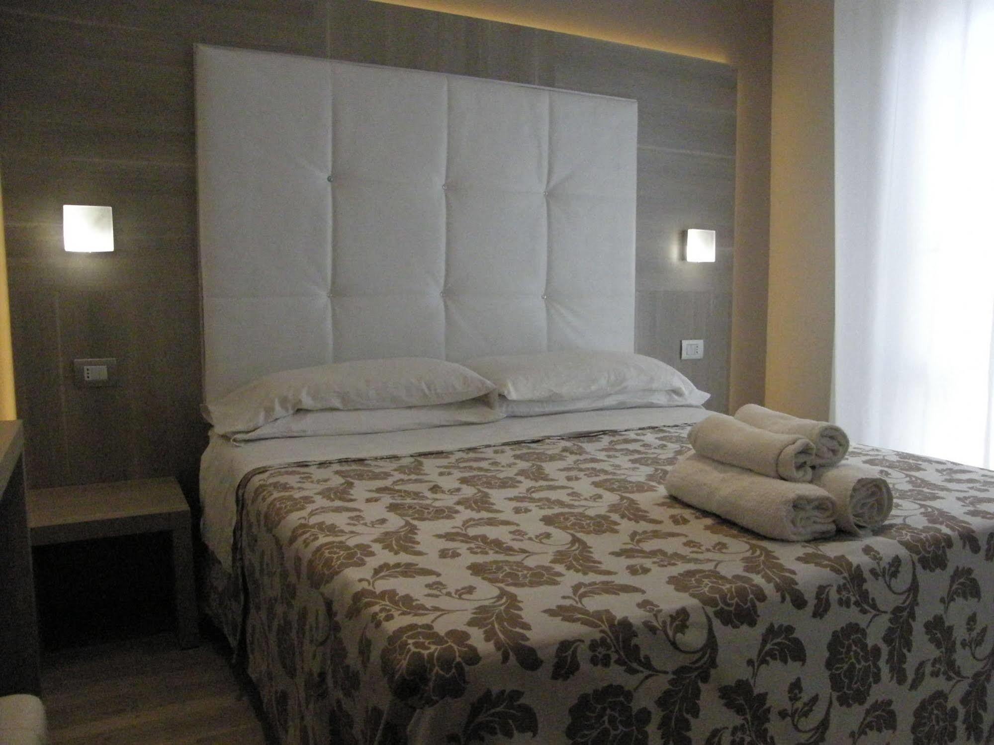 Hotel Stefan Room & Breakfast Gatteo a Mare Buitenkant foto
