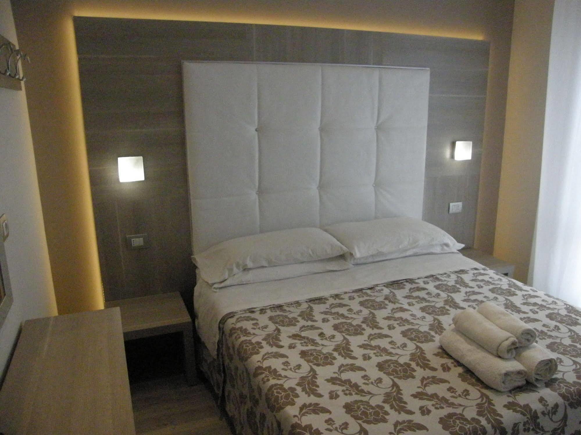 Hotel Stefan Room & Breakfast Gatteo a Mare Buitenkant foto