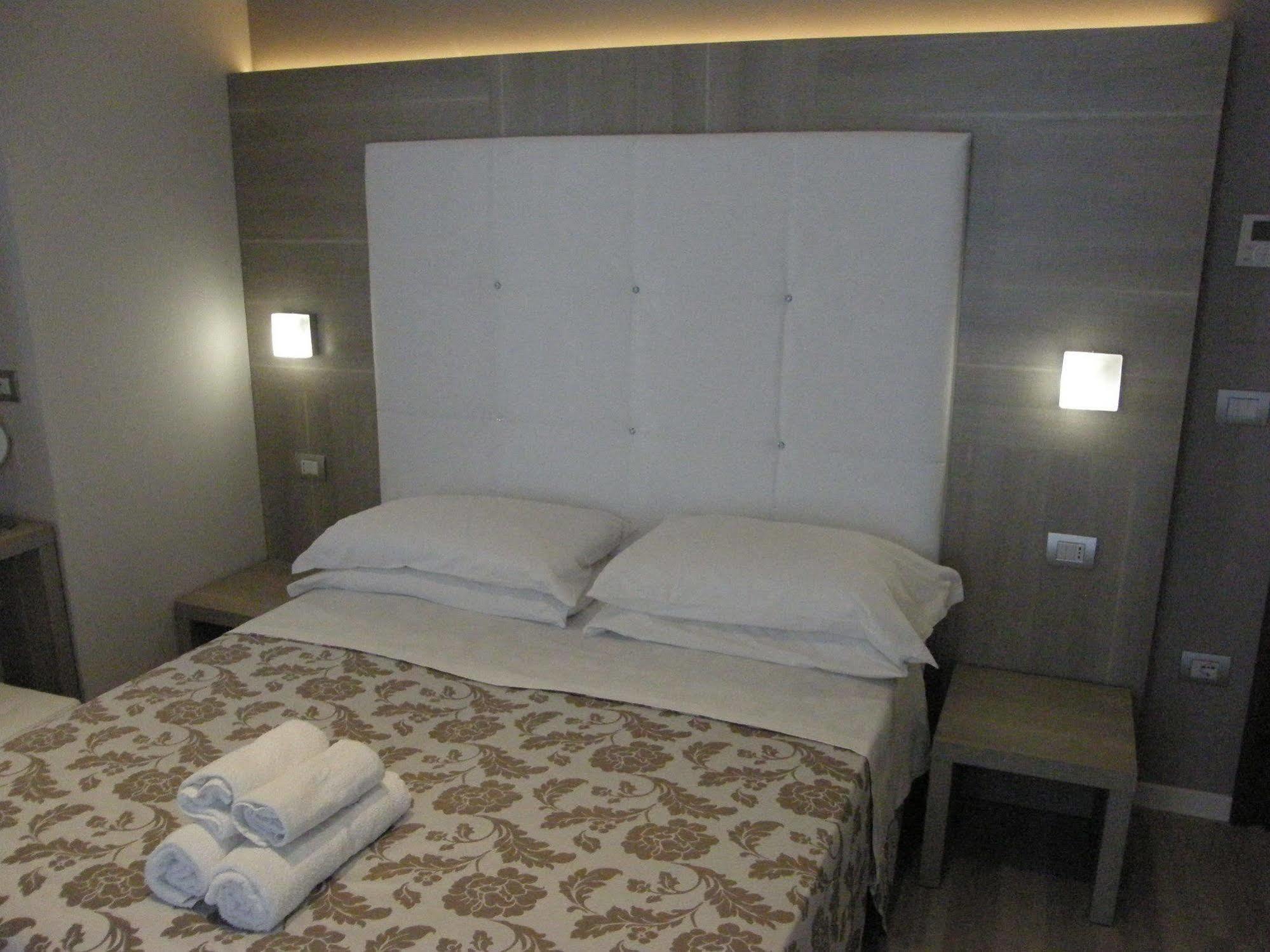 Hotel Stefan Room & Breakfast Gatteo a Mare Buitenkant foto