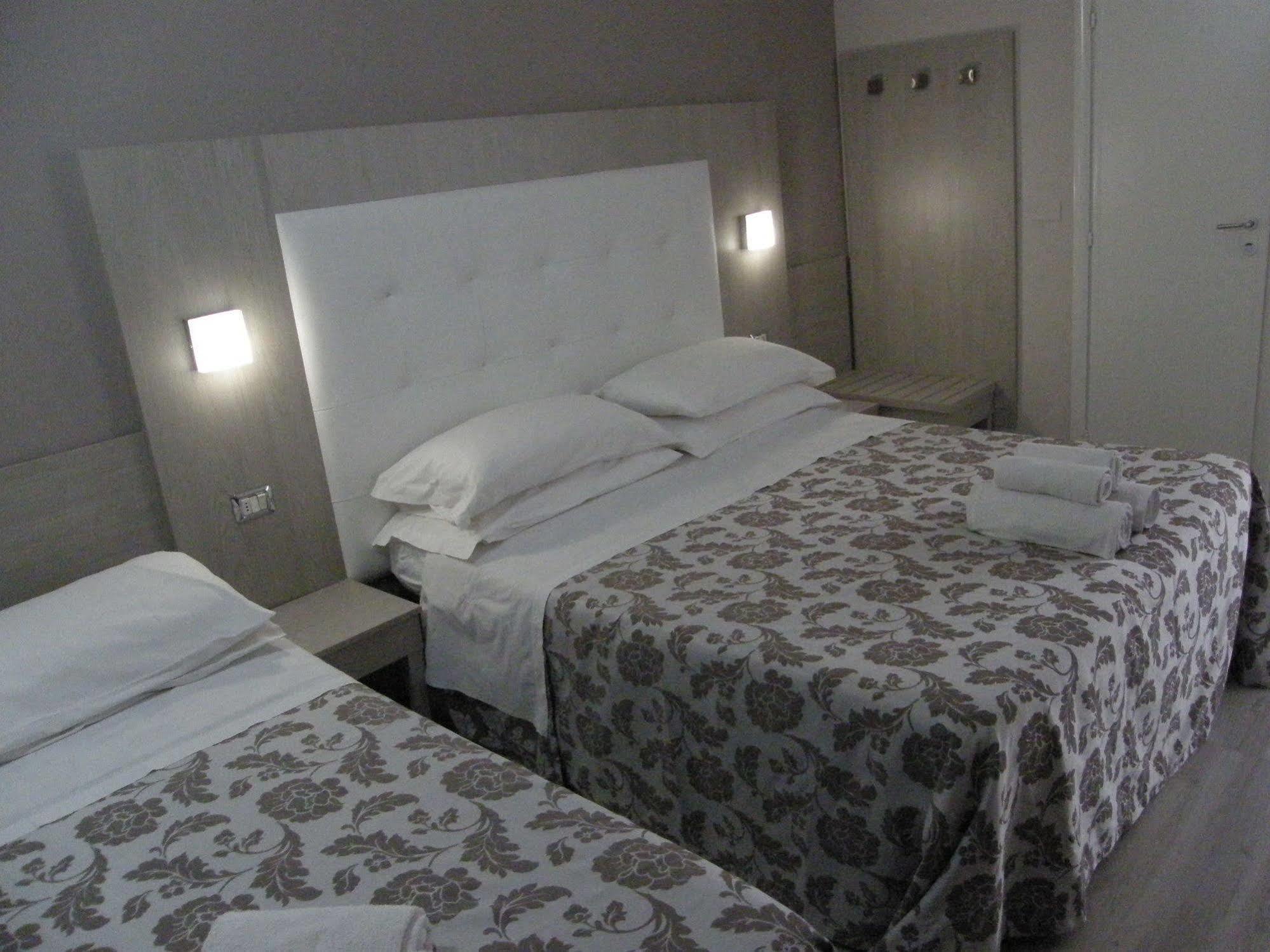 Hotel Stefan Room & Breakfast Gatteo a Mare Buitenkant foto
