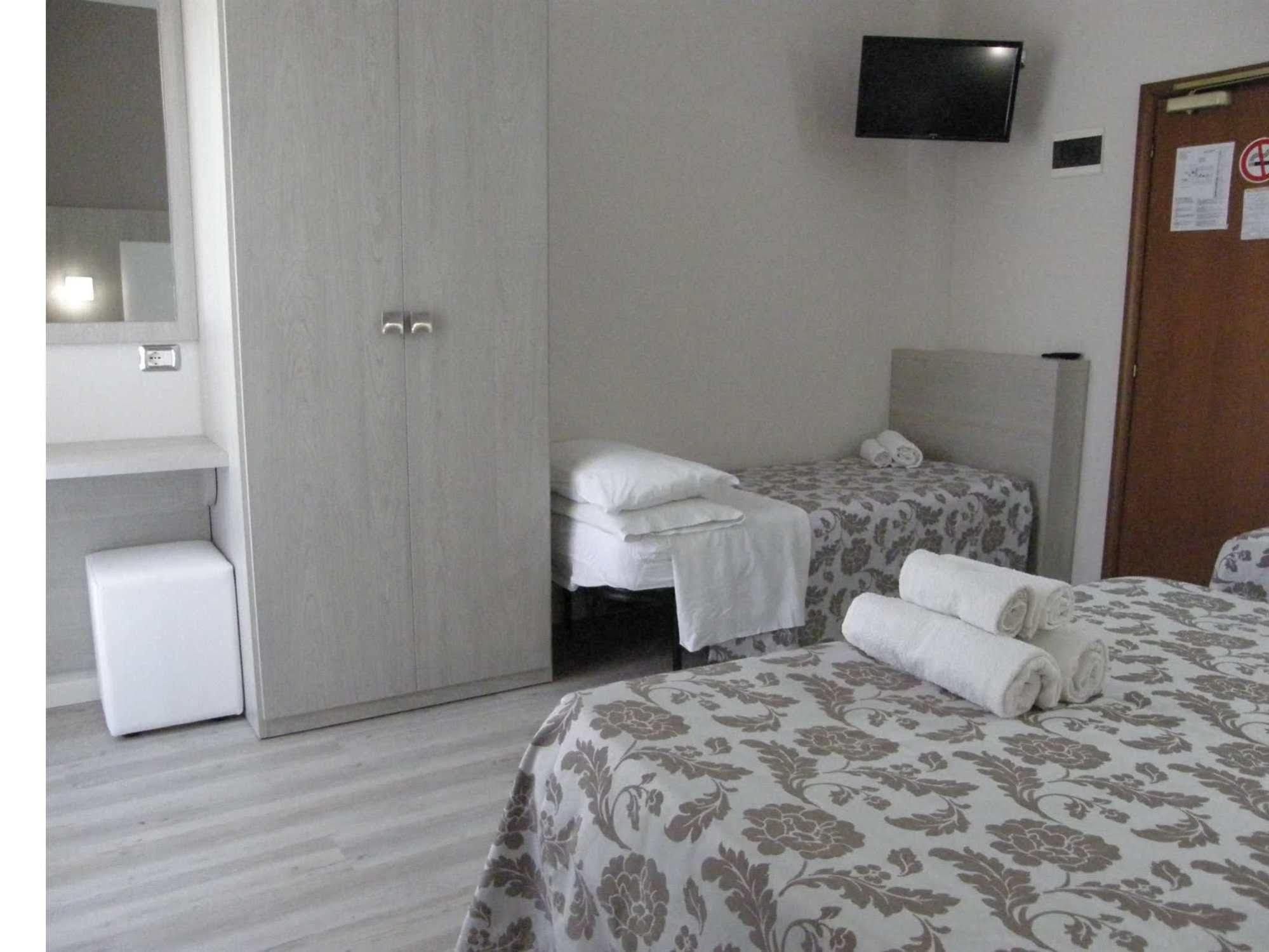 Hotel Stefan Room & Breakfast Gatteo a Mare Buitenkant foto